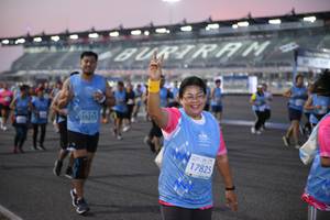 BIB: 019, 508
                            <button type="button" onclick="openModal(10462137)" class="btn btn-primary btn-sm float-right btn-popup" data-toggle="modal" data-target=".modal-high-quality">
                        <i class="fas fa-shopping-cart"></i> Add to Cart
                    </button>
                                            <button type="button" onclick="isThisMe(10462137, true)" class="btn btn-success btn-sm float-right btn-popup btn-isme hidden" data-toggle="tooltip" data-placement="bottom" title="นี่คือรูปของคุณใช่ไหม คลิกที่นี่เพื่อเอาเข้าอัลบั้ม">
                        <i class="fas fa-plus"></i> Add to album
                    </button>
                    <button type="button" onclick="isThisMe(10462137, false)" class="btn btn-warning btn-sm float-right btn-popup btn-isnotme hidden">
                        <i class="fas fa-ban"></i> Remove from album
                    </button>